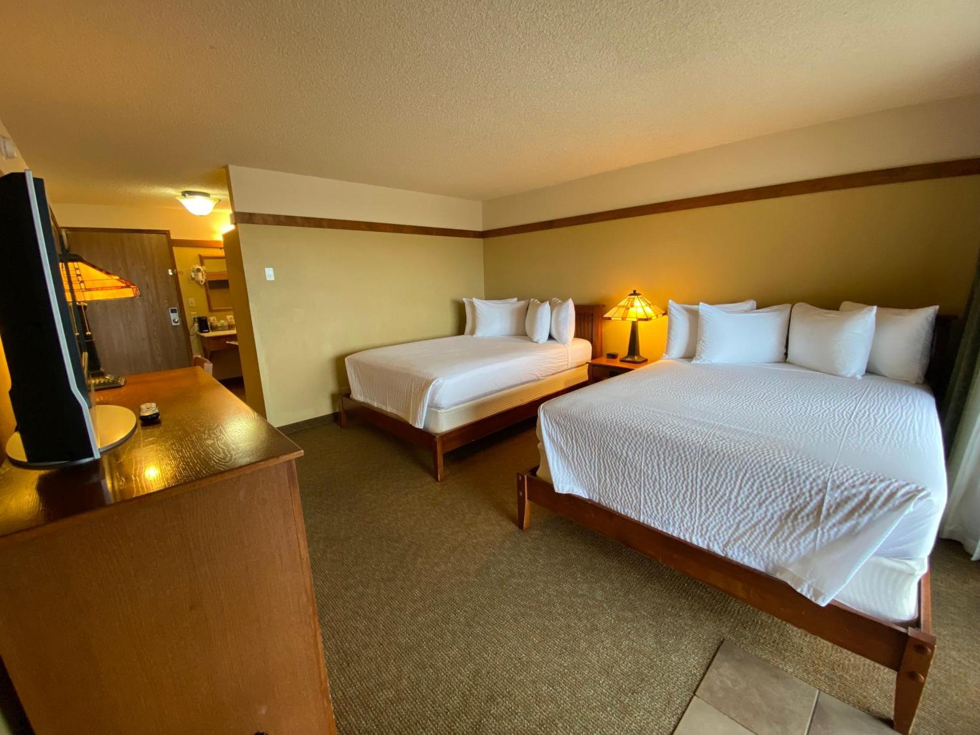 Hotel Beachcombers 3*