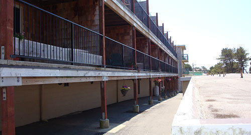 Beachcombers Hotel